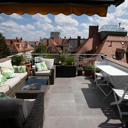 Penthouse Rooftop Terrace Apartment *